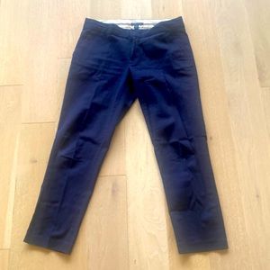 Tommy Hilfiger ankle length navy cotton pants size 6.